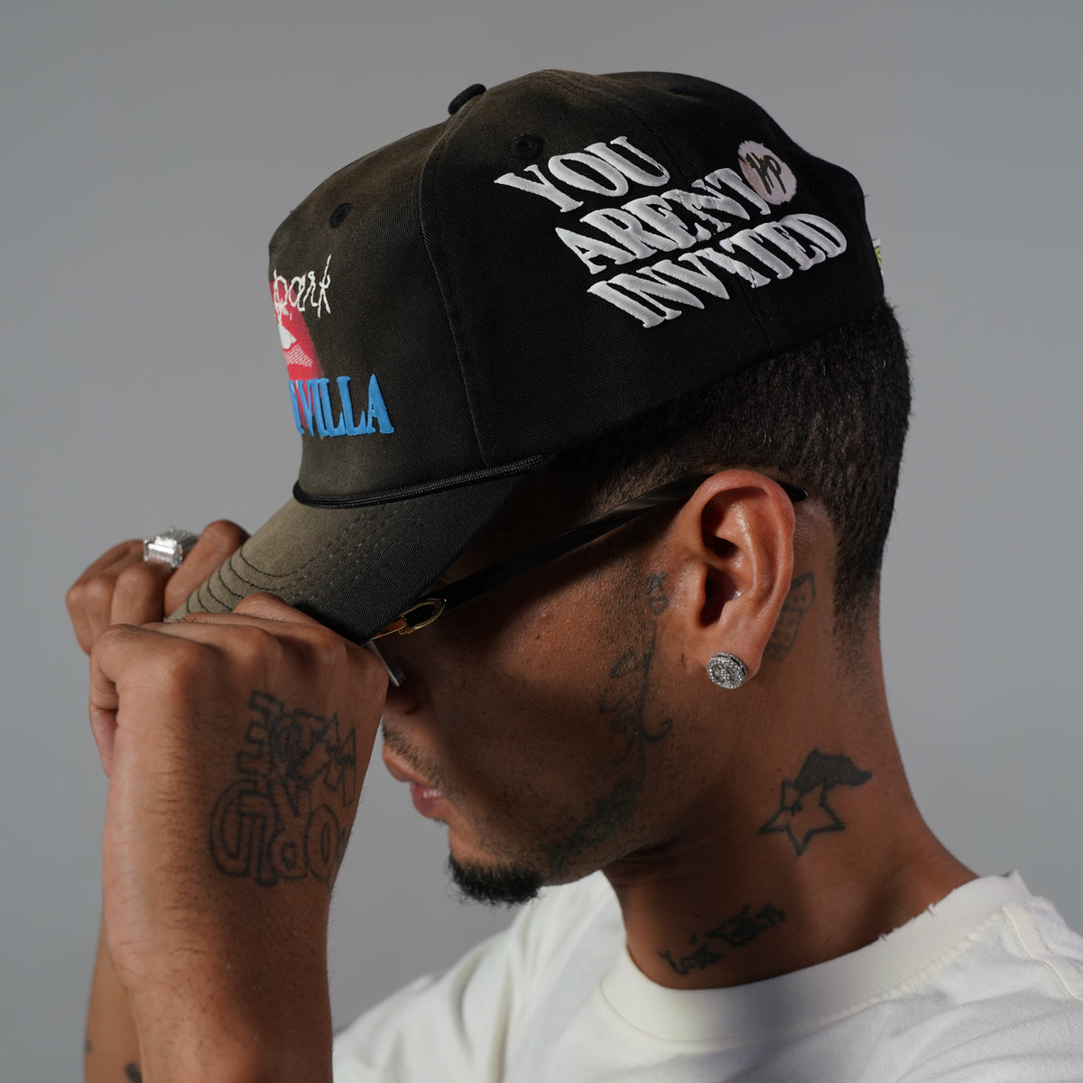 Luxury Resort Cap - Black