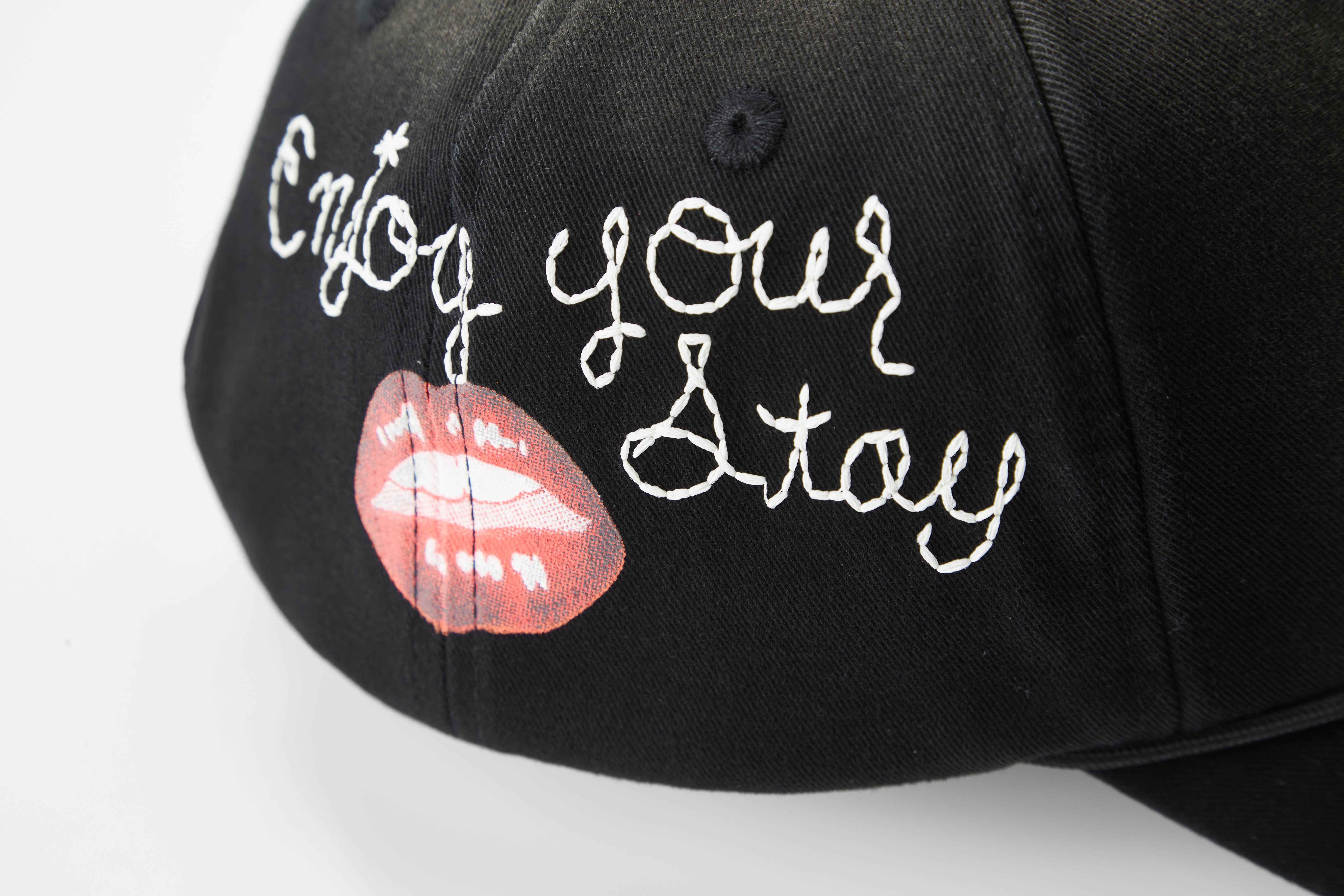 Luxury Resort Cap - Black