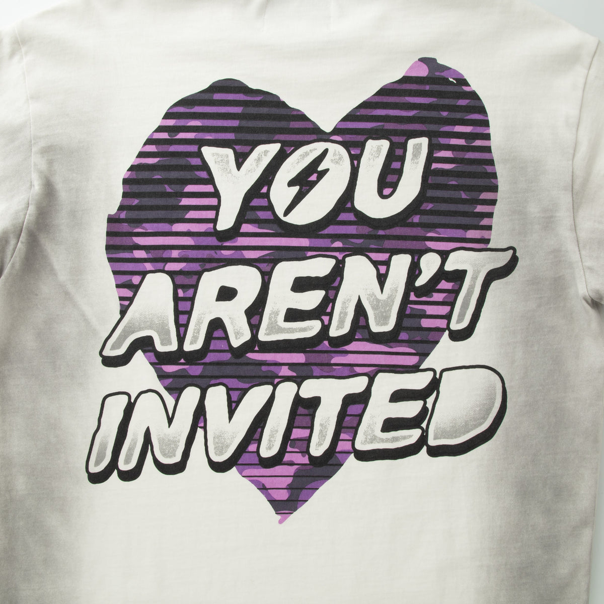 Yai-bolted camo heart -Cream purple camo